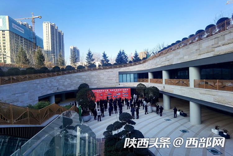 正在上传... 98185232e5f7c84f326e667c15b22278.png